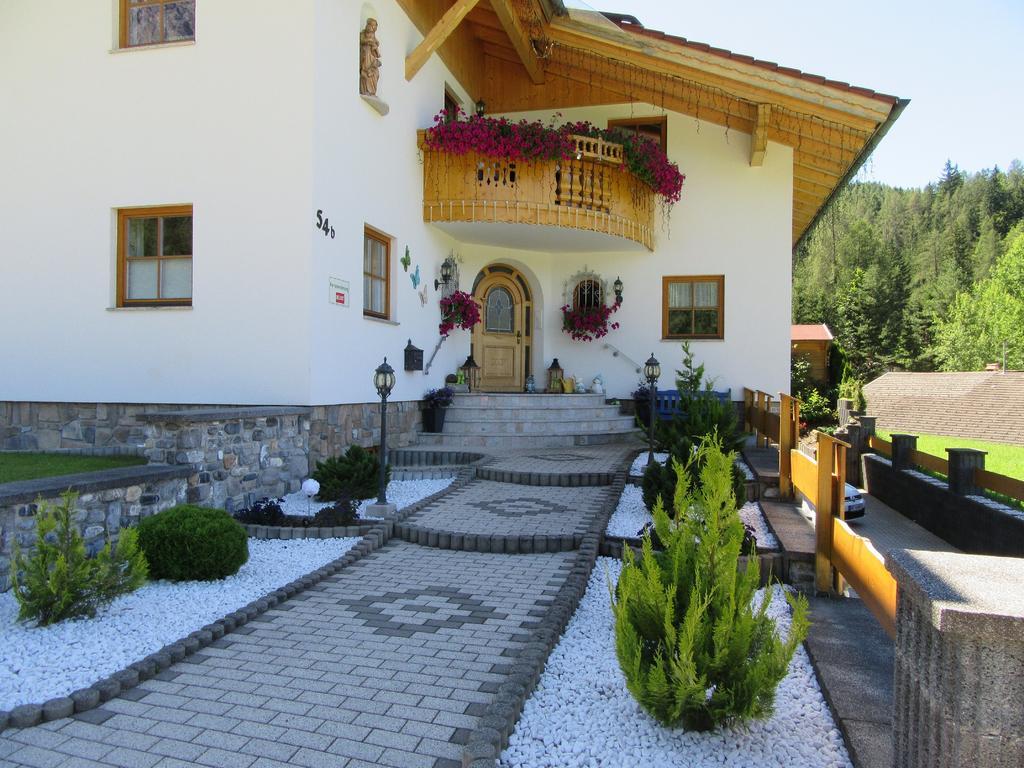 Alpen-Chalet Ehrwald Eksteriør billede